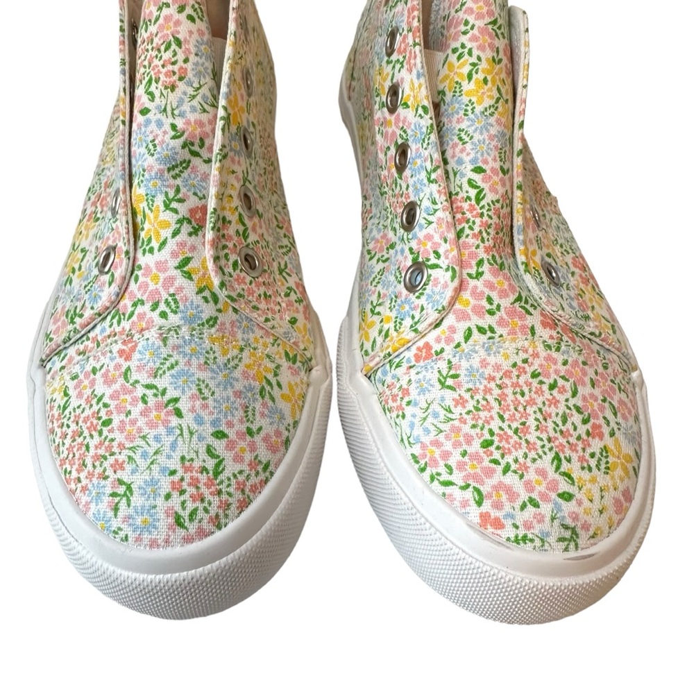 Serra Floral Slip On Sneakers 10
